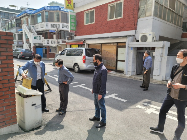 ������, �ֹΰ� �Բ��ϴ� �ε�üŷ���� �������� ����