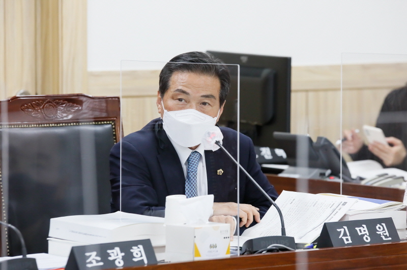 ����� ������, ���� Ư����������� �����̵� ���� �ؼ� ������ �ذ�Ǿ�