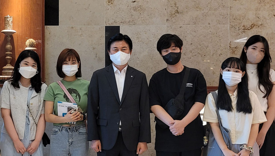 ������ ��õ����, MZ���� û��� �۷ι� ����ȸ ���� ����