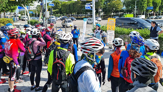 ��õ�� �����ſ���ȸ���ùΰ� �Բ� ����õ ������ ���� ���̵�