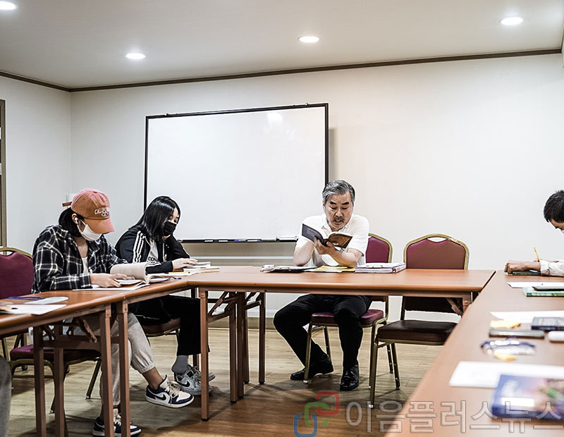 ģ����� �Բ� ��ǻ�� �ֹ�����