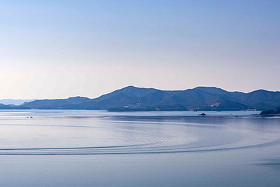 ���� �ٴ� ǳ��