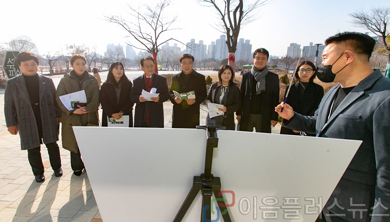 ��õ����ȸ ������������ȸ, ��õȣ���Ĺ��������Ǿơ� ���� �湮