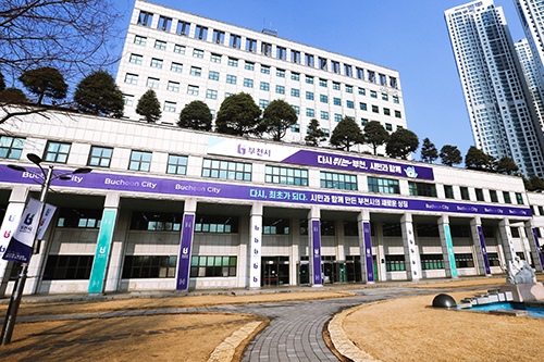 ��õ��, û�ҳ� ���� �پ��� ���α׷� ���� ����