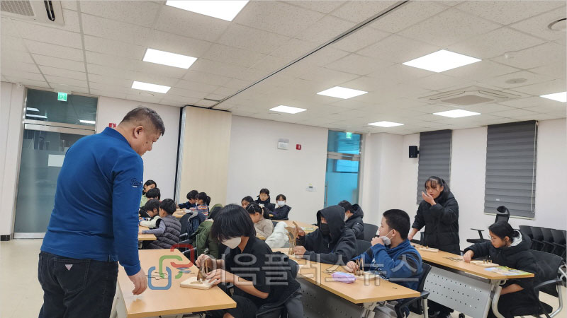 �̾Ḷ ī���� ������ ���� û�ҳ��, ������ɿø��ȼ�����ȸ���� ���ñ�� ���� ����