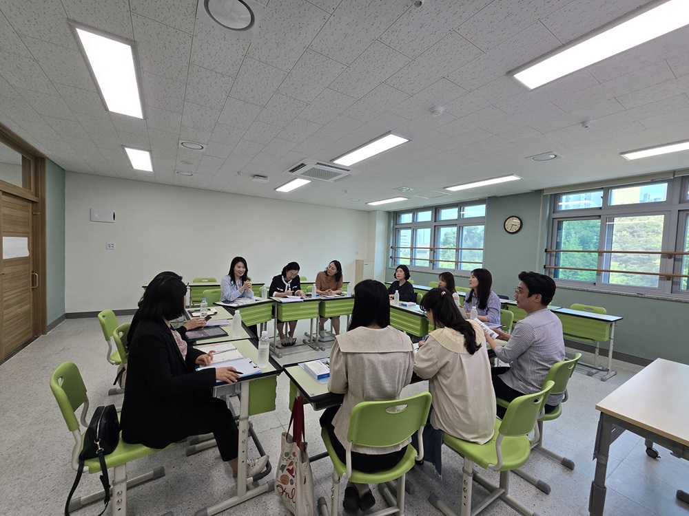 ��õ��������û, �б��� ã�ư��� ���� ���α׷� � 