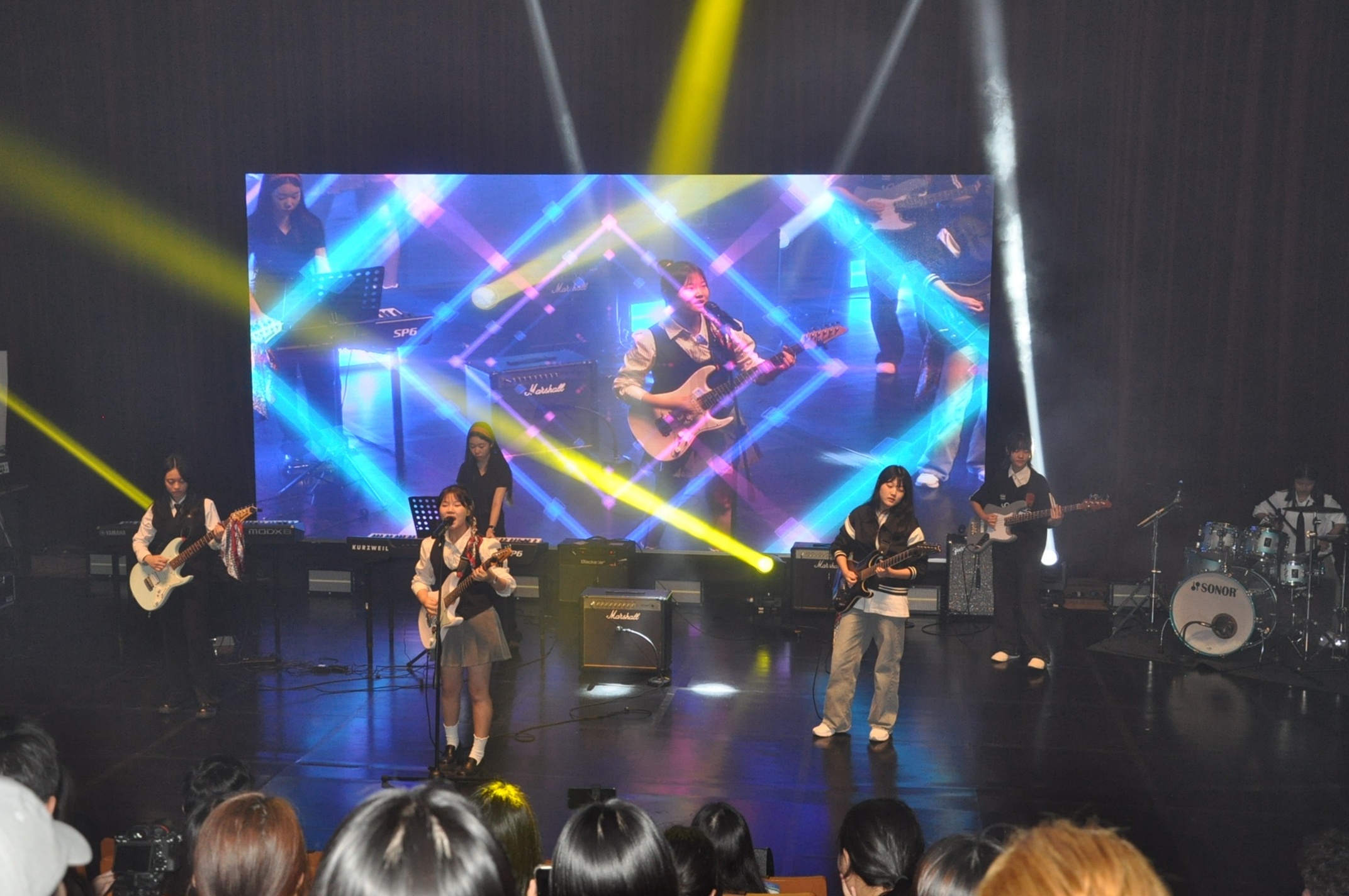 ������ �� ���� Ű�쵵�ϡ���õ��, û�ҳ� ��ȭ���� ���� ��ȸ Ȯ��